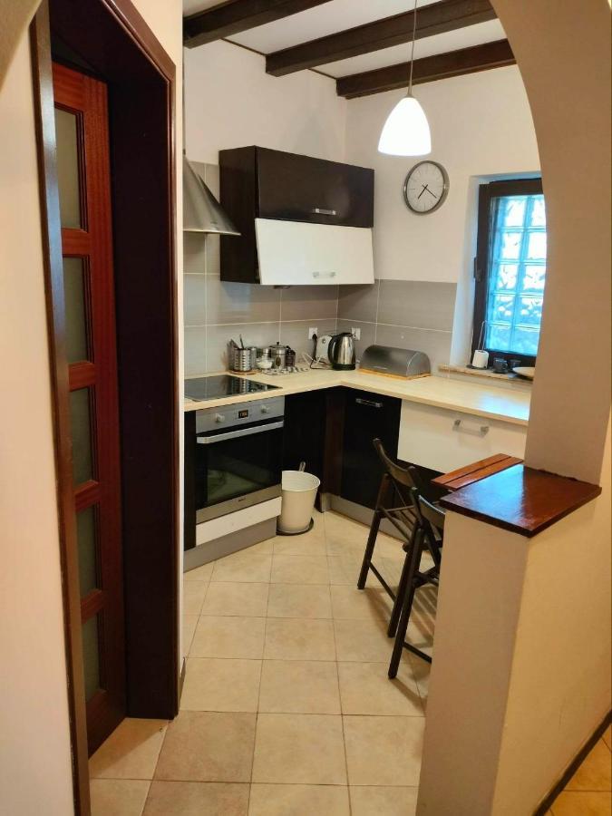 Urocze Studia W Lomiankach, 1- Z Sauna I Tarasem, 2- Z Kominkiem, 3- Ekonomiczne, 7Km Metro Mlociny Warszawa Łomianki Extérieur photo
